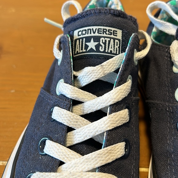 Converse sneakers - Picture 5 of 5